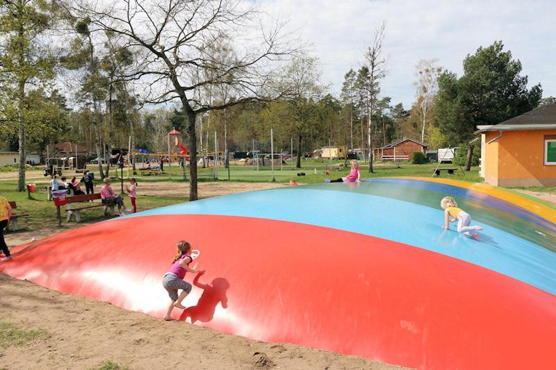 Ferien-& Erlebnispark Ploetzky Schönebeck Exterior foto